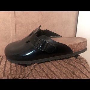 Birkenstock shiny clog